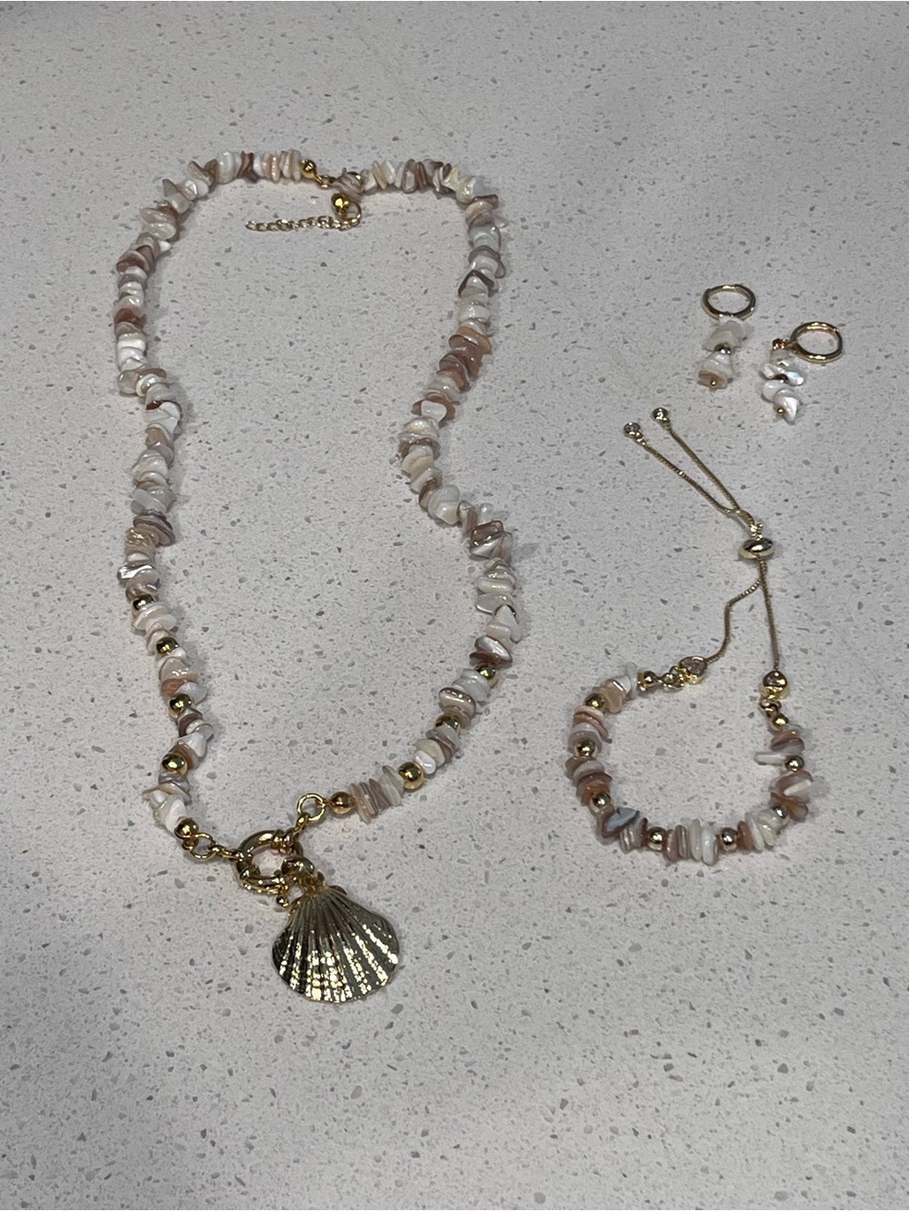 Beaded Sea Shell Necklace Bracelet Earring Bundle
